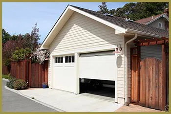 Metro Garage Doors Atlanta, GA 404-618-1154 Metro Garage Doors Atlanta, GA 404-618-1154 - serv-sid-res-gdr-19m